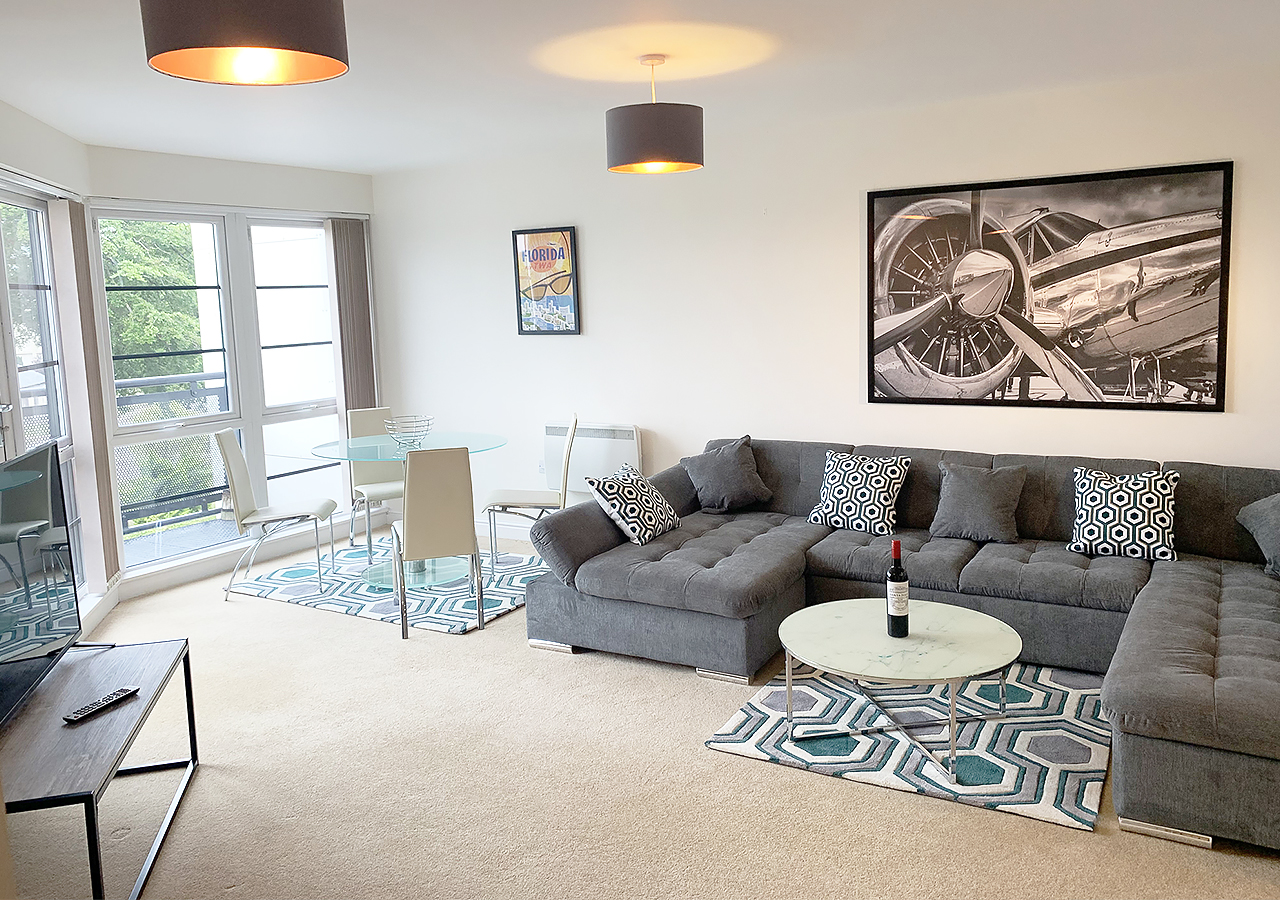 serviced apartment farnborough, serviced apartment farnborough hampshire, serviced apartment farnborough airport, hotel farnborough, hotel farnborough hampshire, hotel farnborough airport