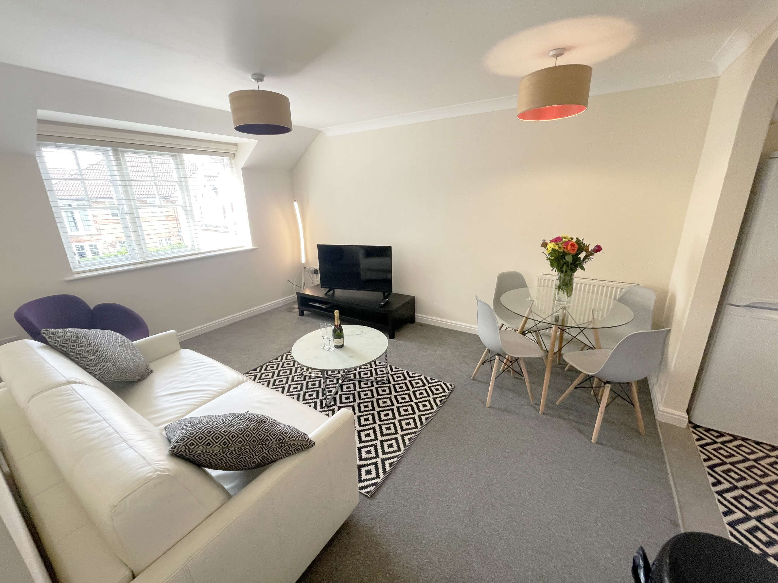 serviced apartment farnborough
